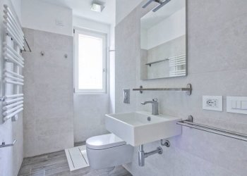 bagno - Trilocale via Aventina, 34, Roma - foto 13