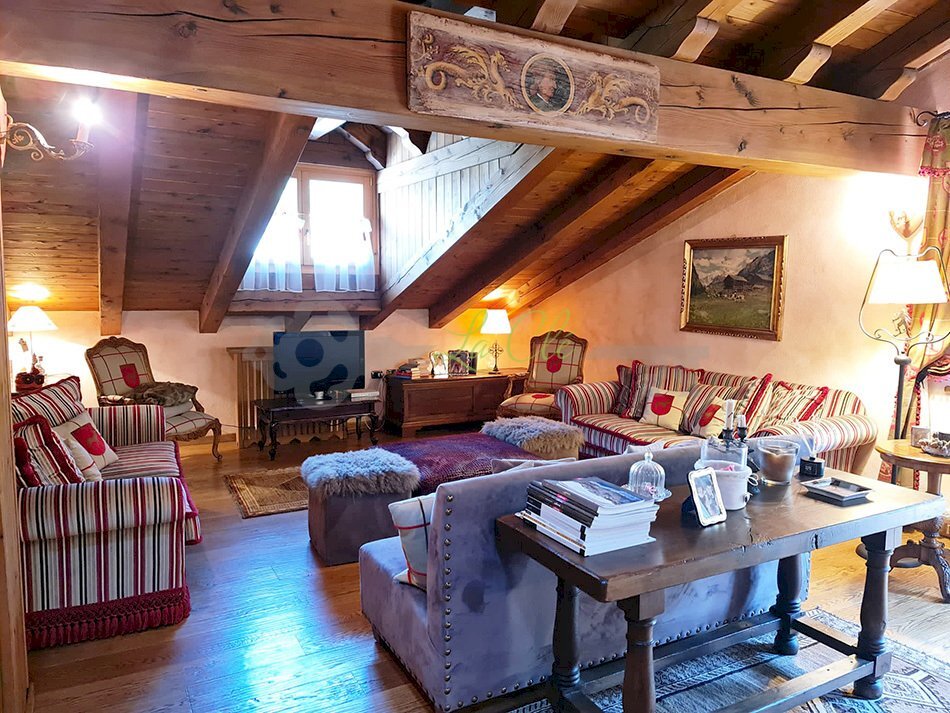 AFFITTO COURMAYEUR - ZONA DIVANI - LIVING - Three-room apartment Rue de Verrand 41, Prè-Saint-Didier - photo 3