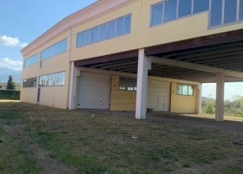 21.jpg - Locale Commerciale Via della Chiesa 9, Capannori - foto 9