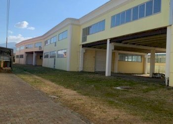 23.jpg - Locale Commerciale Via della Chiesa 9, Capannori - foto 11