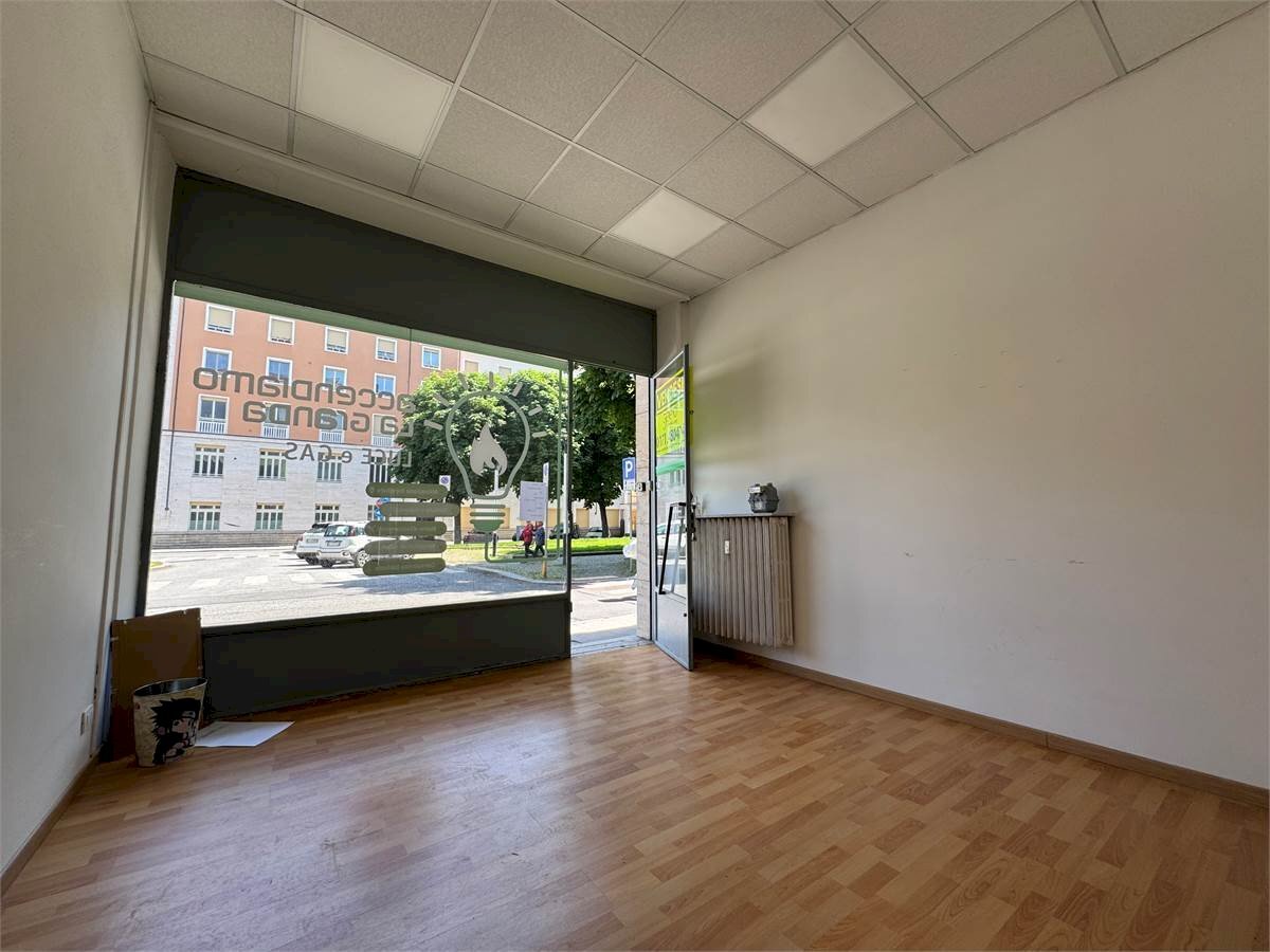 Negozio corso dante 18, Cuneo (zona Centro) - foto 3