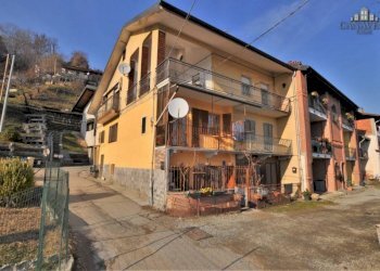 Facciata - Quadrilocale Frazione Preparetto, 130, Castellamonte - foto 1