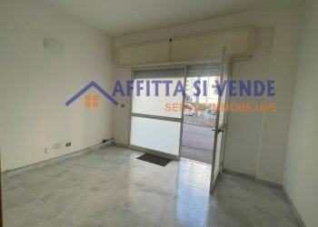 INGRESSO - Office Via di Villa Ortisi 19, Siracusa - photo 10