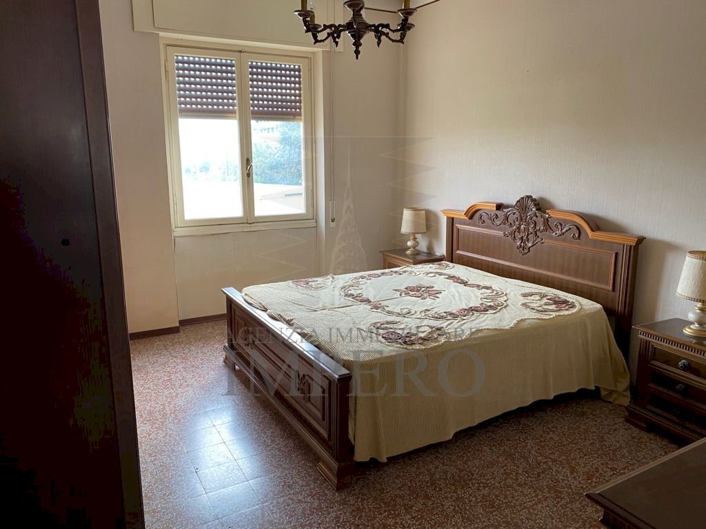 Four-room apartment Via Gradisca, Ventimiglia - photo 1