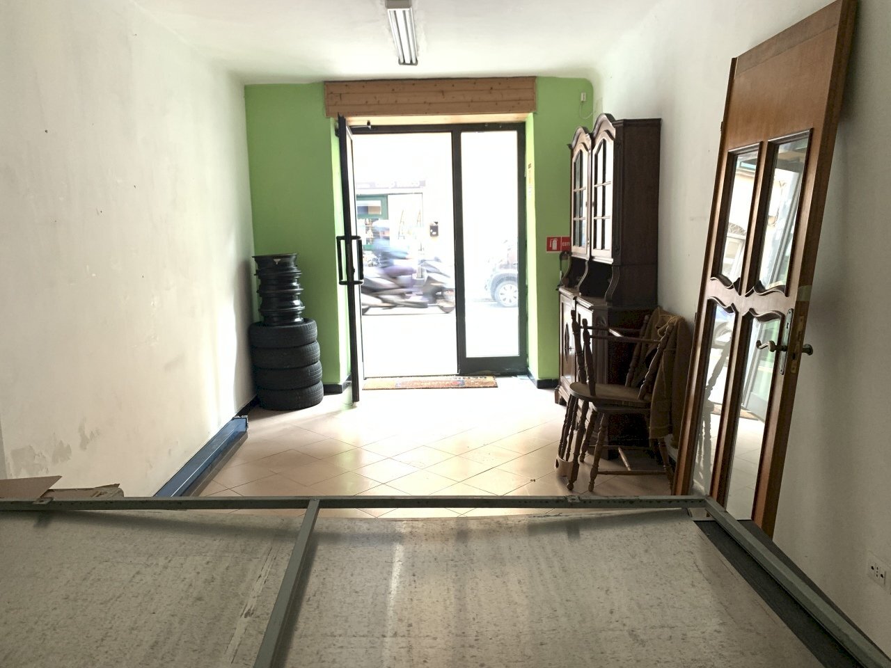 25A6785D-FC7B-4639-B839-528EAE0FE85D.jpeg - Locale Commerciale Genova - foto 3
