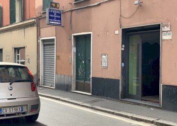 2847D572-D27A-47A9-94EB-45ECEB650FC9.jpeg - Commercial Premises Genova - photo 11