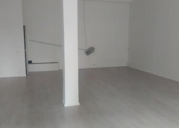 p_g_1643-l.jpg - Locale Commerciale Via Pesciatina, Lucca - foto 2