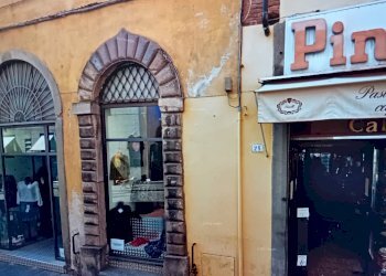 20231129_184916.jpg - Locale Commerciale Via Pesciatina, Lucca - foto 11