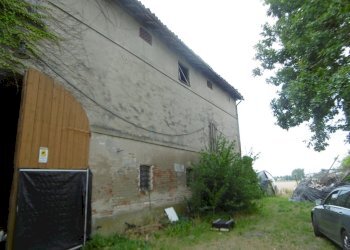 facciata - Rustico Bagnolo in Piano - foto 2