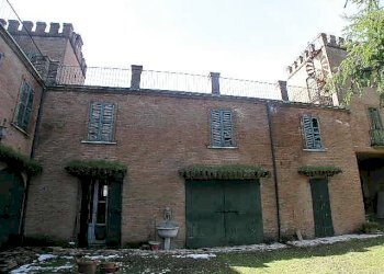 CORTILE - Stabile - Palazzo Montebello della Battaglia - foto 4