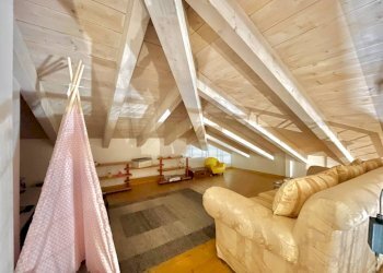 Mansarda - Three-room apartment Tortona - photo 9