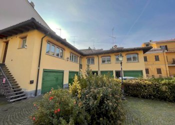 Facciata - Three-room apartment Tortona - photo 18