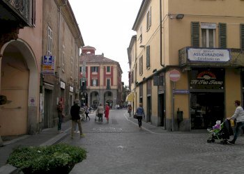 ADIACENTE P.ZZA MALASPINA - Stabile - Palazzo largo Eugenio Borgarelli, Tortona - foto 2