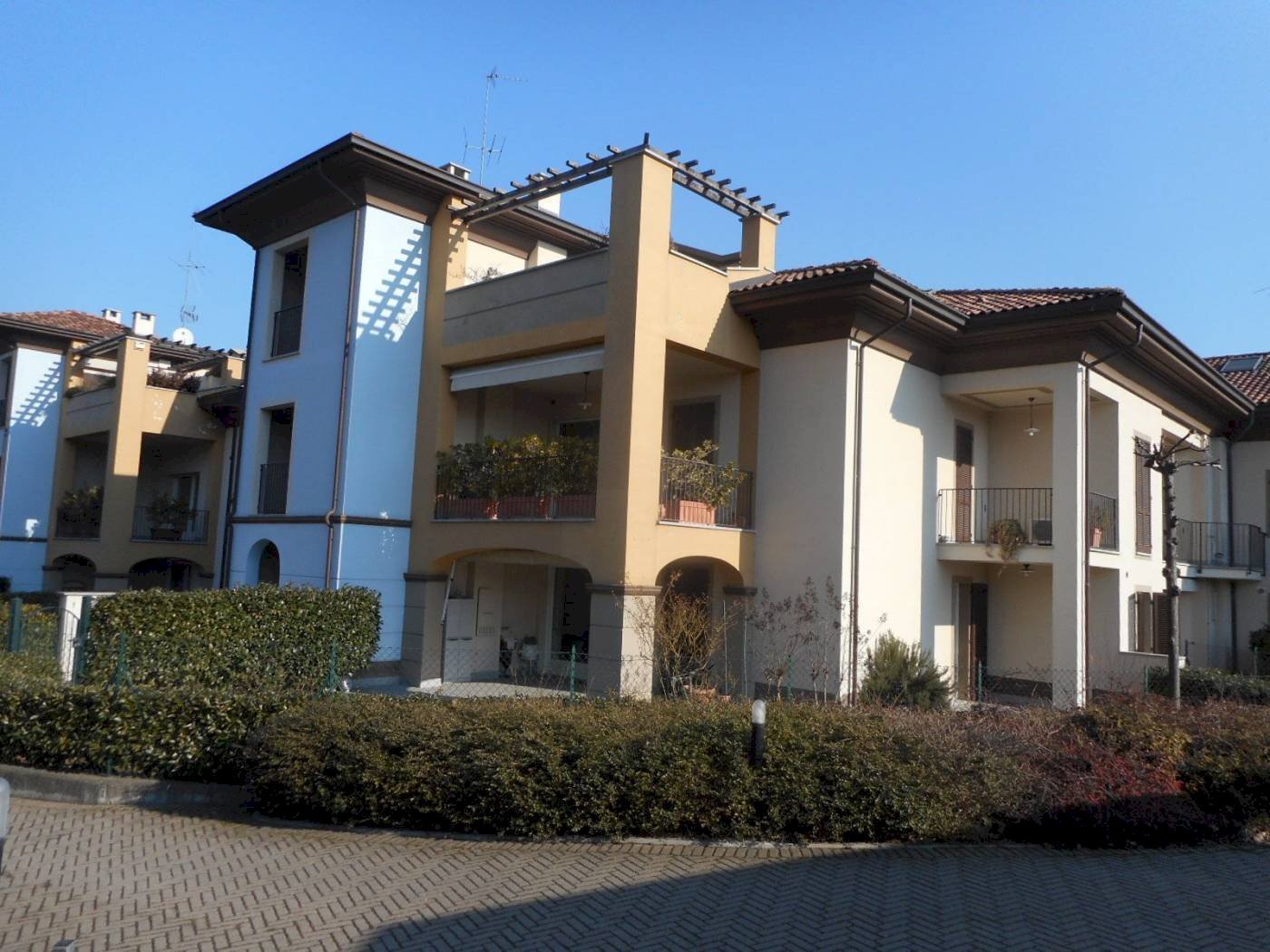 PALAZZINA 2008 - Three-room apartment Tortona - photo 1