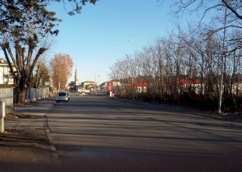 ZONA ARTIGIANALE TORTONA - Capannone via Postumia, Tortona - foto 1