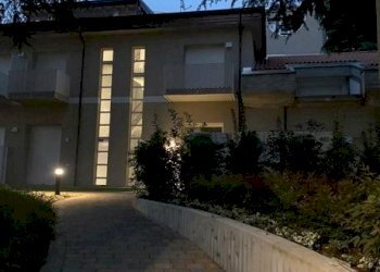 Appartamento via Col di Lana, Albizzate - foto 23