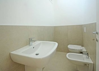 Appartamento via Col di Lana, Albizzate - foto 21