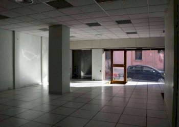 Negozio via borgo antico 1, Gallarate - foto 8