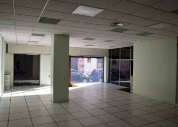 Negozio via borgo antico 1, Gallarate - foto 1