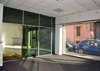 Negozio via borgo antico 1, Gallarate - foto 9