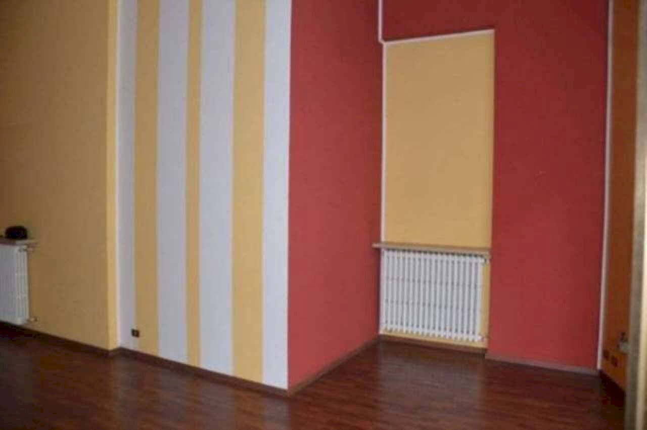 Negozio via Giovanni Battista Trombini, Gallarate - foto 3