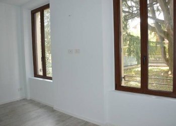 Camera da letto - Villa via 20 Settembre, Albizzate - photo 8