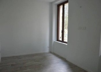 Camera da letto - Villa via 20 Settembre, Albizzate - photo 12