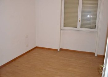 cameretta - Trilocale via Galileo Galilei, Gallarate - foto 14