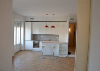 soggiorno/pranzo - Trilocale via Galileo Galilei, Gallarate - foto 4