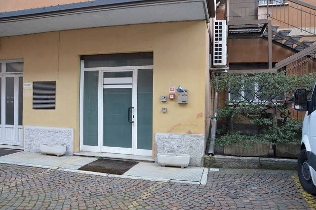 Negozio via Borgo Antico, 3, Gallarate - foto 2