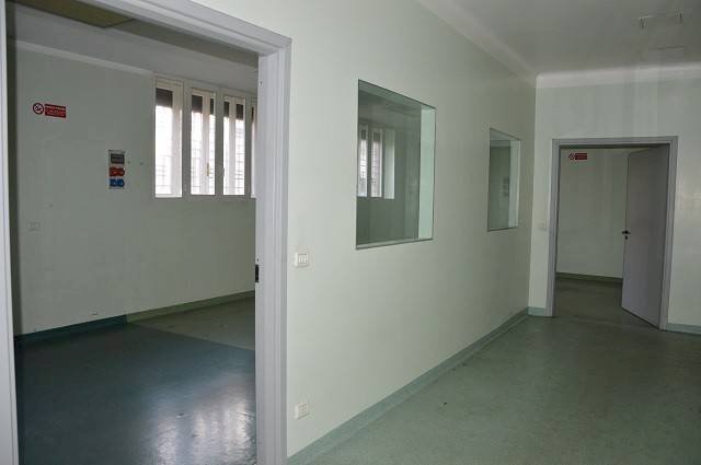 Negozio via Borgo Antico, 3, Gallarate - foto 3