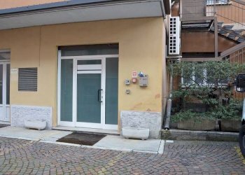 Negozio via Borgo Antico, 3, Gallarate - foto 2