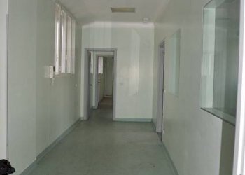 Negozio via Borgo Antico, 3, Gallarate - foto 5