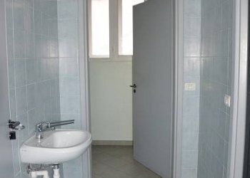 Negozio via Borgo Antico, 3, Gallarate - foto 9