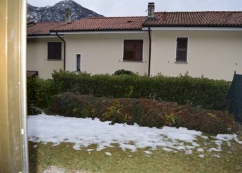 Giardino uso privato - Villa a Schiera via per Nasca, 7A, Castelveccana - foto 5