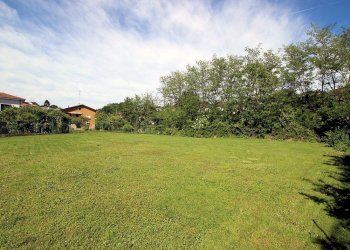 Terreno edificabile via Indipendenza, Castronno - foto 2