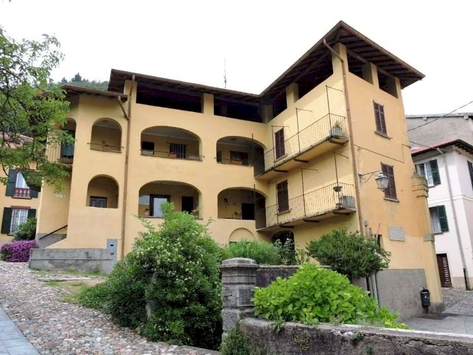 Casa indipendente via Chioso, Castello Cabiaglio - foto 3