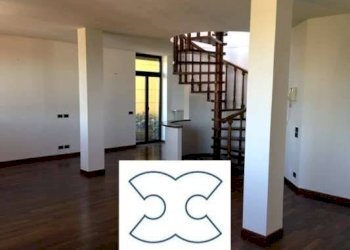 Interno appartamento - Attico via Ponzella, 24, Busto Arsizio - foto 2