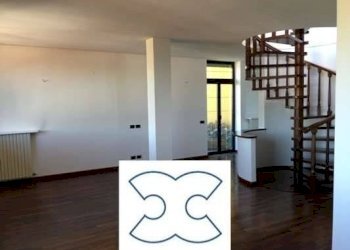 Interno appartamento - Attico via Ponzella, 24, Busto Arsizio - foto 10