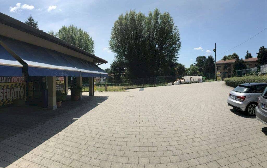 Zona - Shop via Vellone, 42, Varese - photo 1