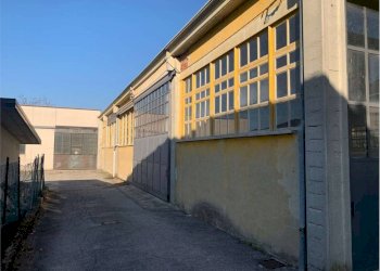 Zona - Capannone via Alioli e Sassi, 19, Gavirate - foto 2