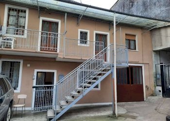 Facciata - Casa indipendente viale Europa, Golasecca - foto 5