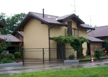 Villa via Beati, Castelletto Sopra Ticino - foto 2
