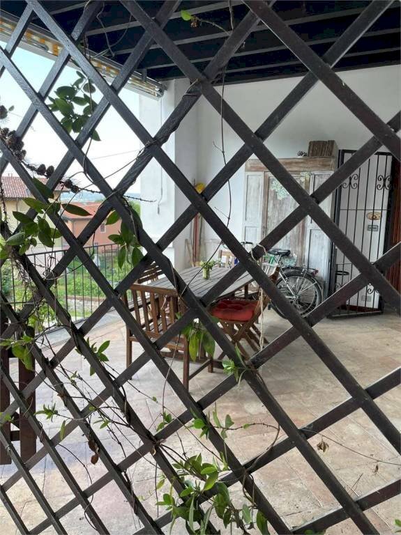 Interno palazzo - Trilocale via Riale, 4, Taino - foto 2