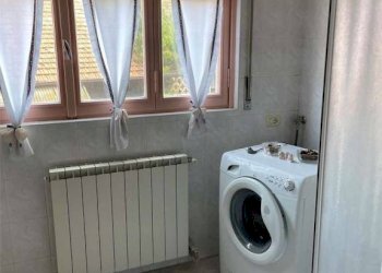 Interno appartamento - Trilocale via Riale, 4, Taino - foto 4