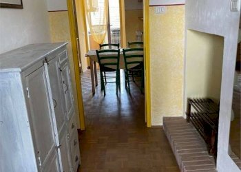 Interno appartamento - Trilocale via Riale, 4, Taino - foto 8