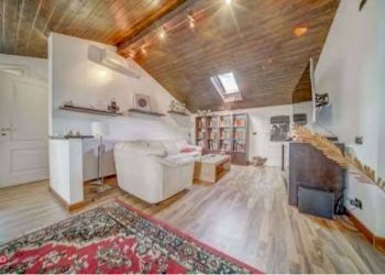 Salone - Villa Borgo Ticino, 9/11, Agrate Conturbia - foto 32