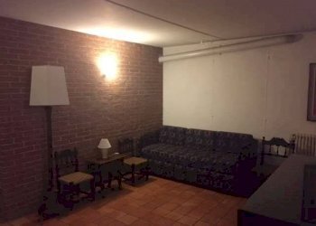 Salone - Appartamento via Marinetti, 9/11, Travedona-Monate - foto 3