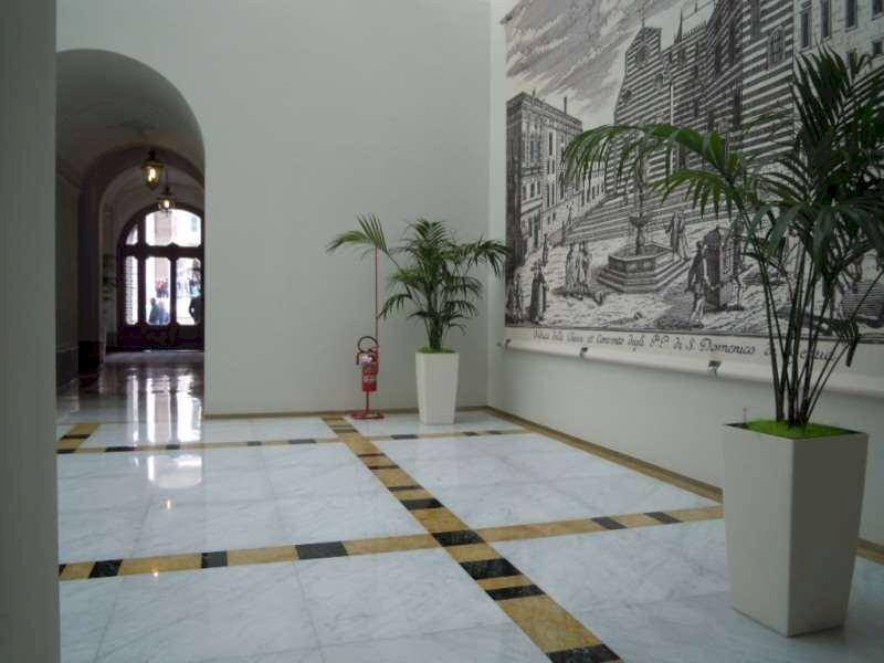 Four-room apartment Piazza Raffaele de Ferrari, 4, Genova (neighborhood Centro) - photo 2