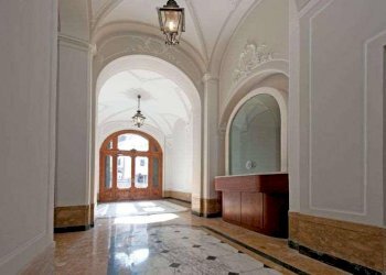 Quadrilocale Piazza Raffaele de Ferrari, 4, Genova (zona Centro) - foto 3